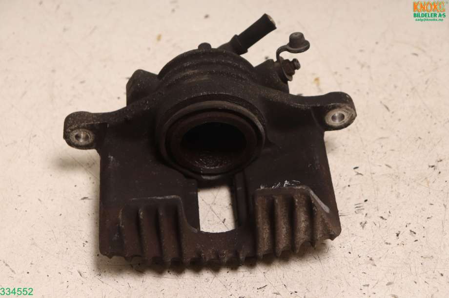 Bremsecaliper venstre foran til Chevrolet Corvette 1984-1996 (C4) (C4) (CHEVROLET|)