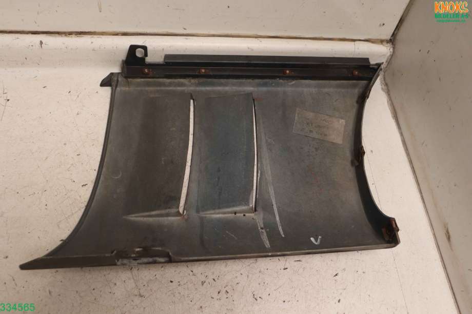 Skjerm venstre foran til Chevrolet Corvette 1984-1996 (C4) (C4) (CHEVROLET|)