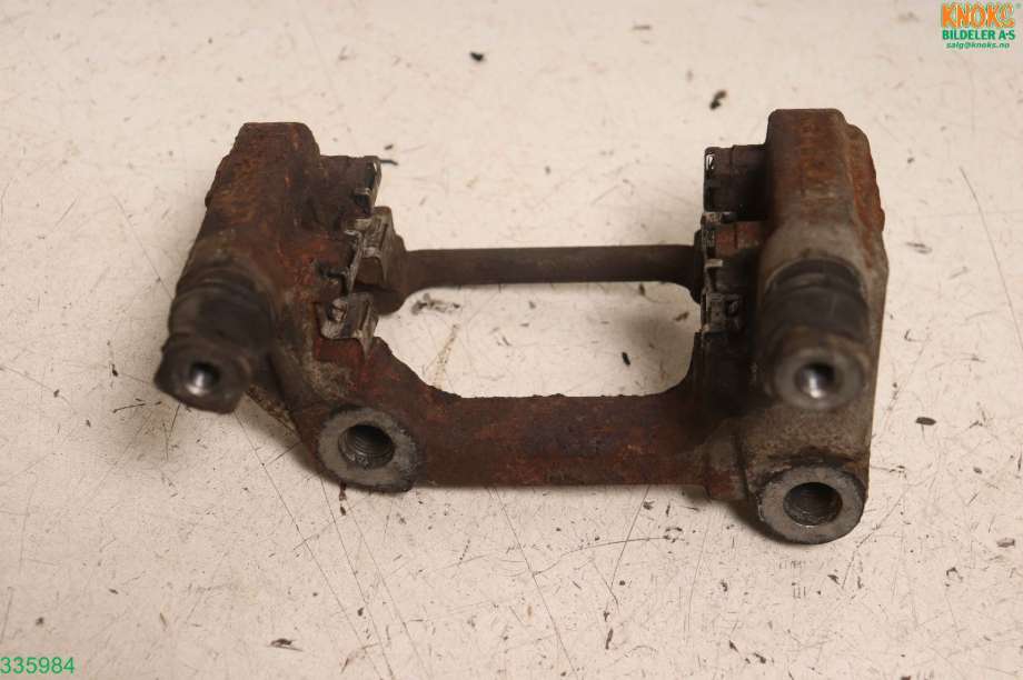 Bremsecaliper brakett til Peugeot 308, 2013-2021 (Type II) (PEUGEOT|16 089 990 80)