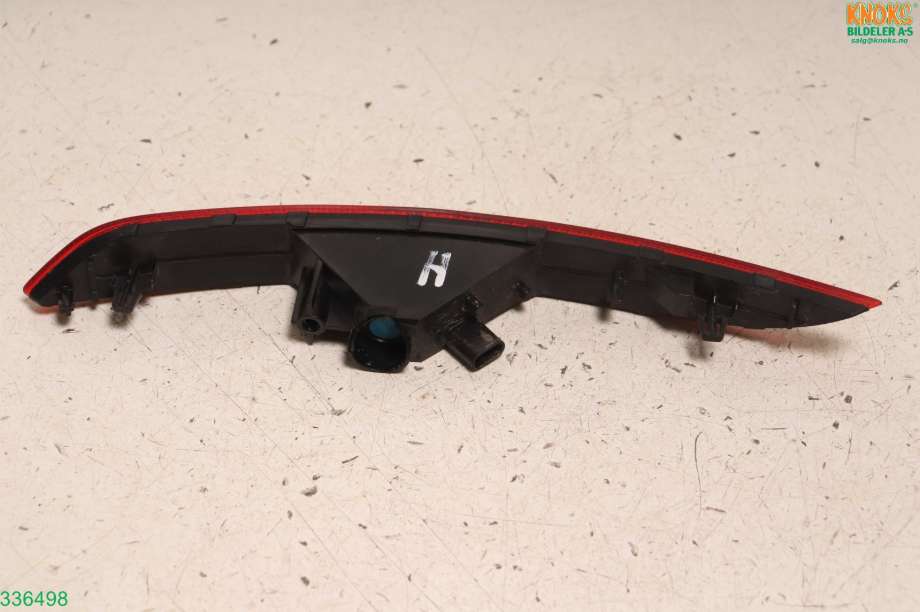 Baklykt fra støtfanger til Porsche Boxster/Cayman 2016-->> (982) (982) (PORSCHE|982 945 704 M|)