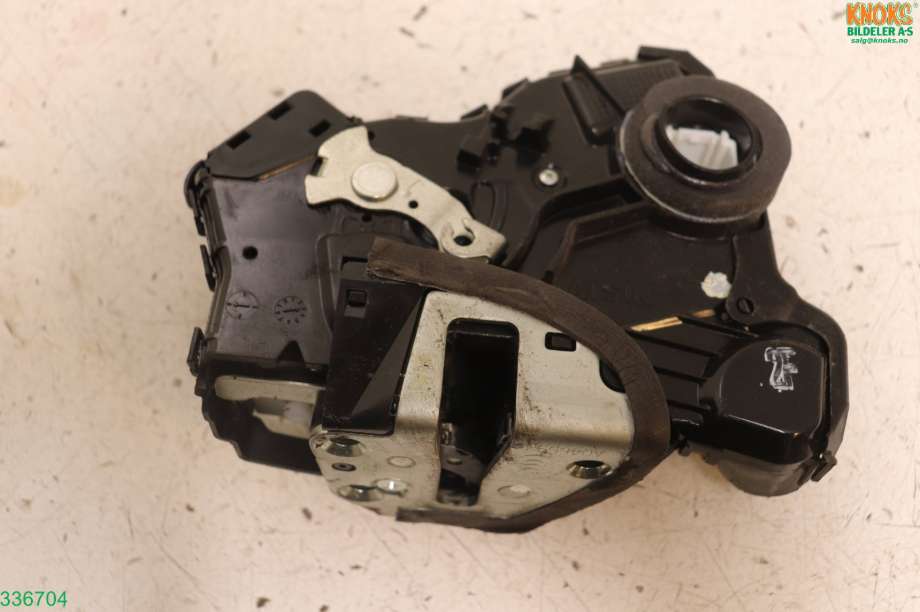Låsekasse høyre foran til Toyota Auris 2010-2012 (Type I, Fase 2) (TOYOTA|6903002220|)