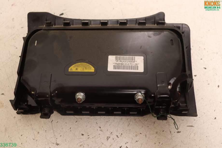 Airbag kne til Fiat 500 2008-2020 (FIAT|1RU68 JXWAF|)