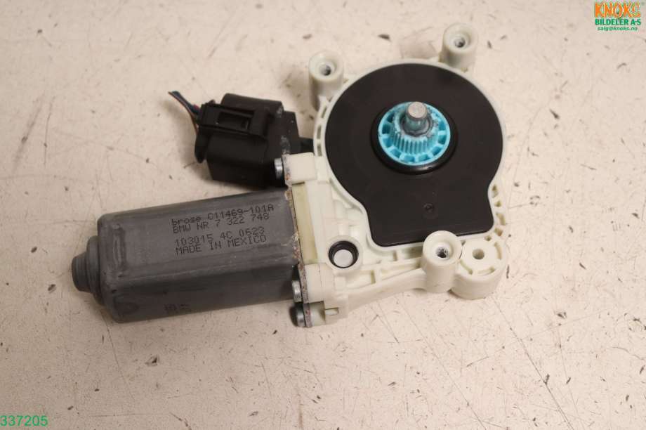 Ruteheis høyre til BMW X3 2010-2017 (F25) (F25) (BMW|67 62 7 322 748|)