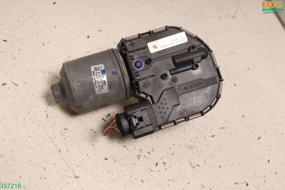 Viskermotor frontrute til BMW X3 2010-2017 (F25) (F25) (BMW|61 61 7 213 275|)