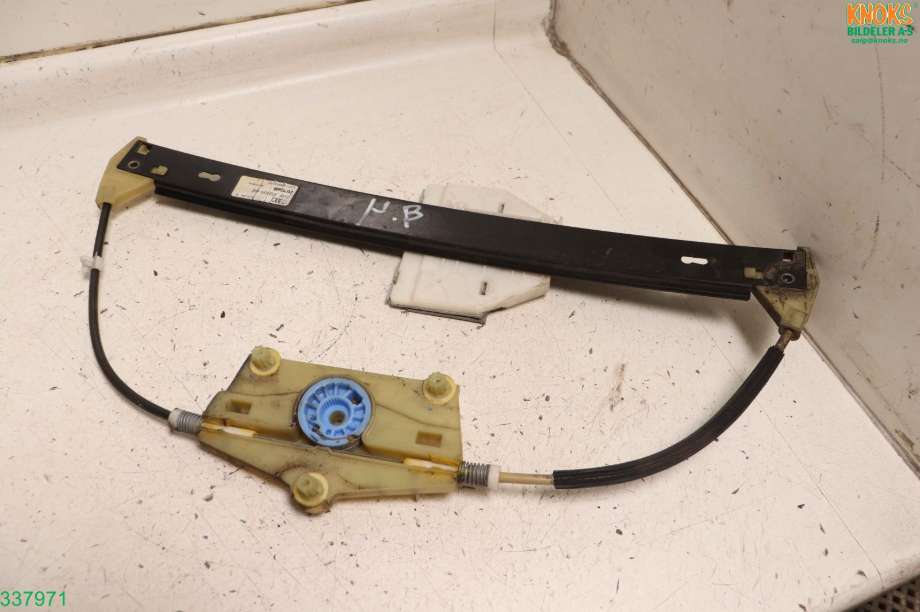Ruteheis til Audi A6 2005-2008 (Type III, Fase 1) (C6) (C6) (AUDI|4F0 839 462|)