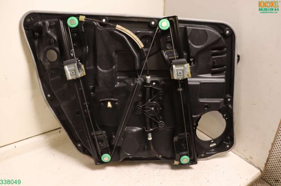 Ruteheis til Mercedes B-Klasse 2011-2018 (W246) (W246) (MERCEDES B250|A 246 720 02 79|)