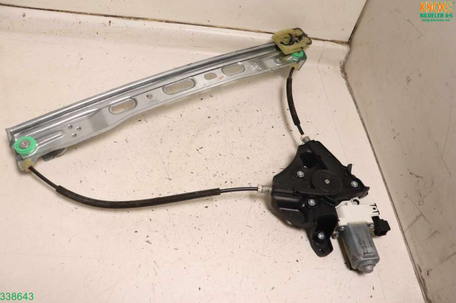Ruteheis høyre til Ford Transit Connect 2013-2018 Type II, Fase 1  (FORD|1847848|)