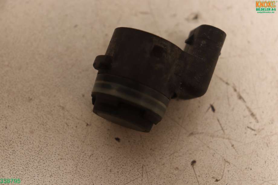 Parkeringssensor foran til BMW 2-Serie 2014-2021 (F22/F23) (F22/F23) (BMW|66 20 9 274 428|)