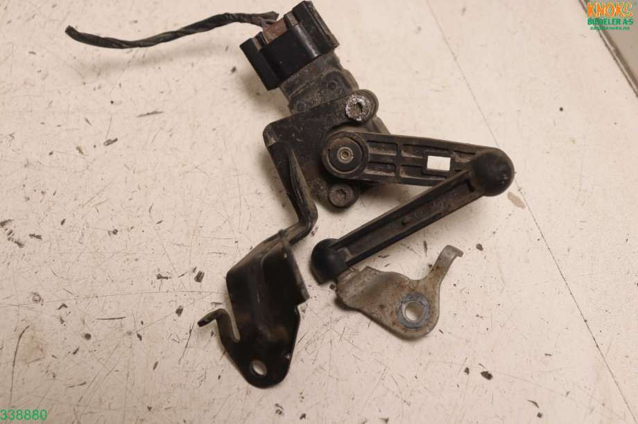 Sensor nivå til BMW 2-Serie 2014-2021 (F22/F23) (F22/F23) (BMW||6870 200 02)