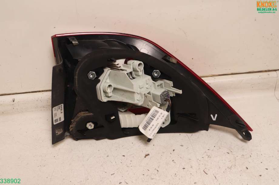 Baklykt venstre til Volvo S60 2014-2019 (Type II, Fase 2)  (VOLVO|31395930|)