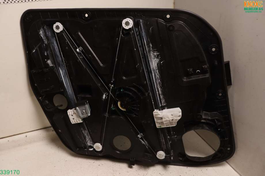 Ruteheis til Kia Soul 2014-2019 (Type II)  (KIA|82481B 2010|)
