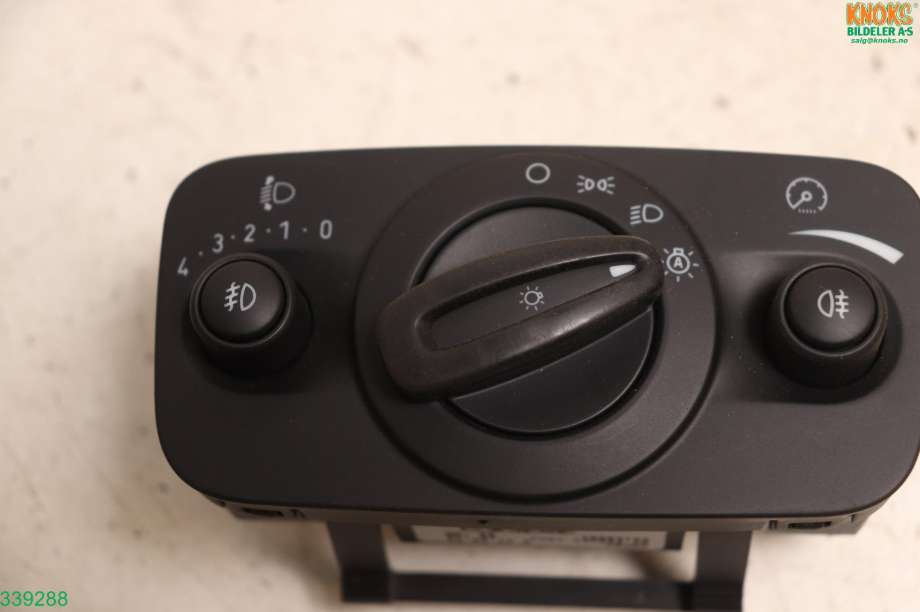 Bryter lys til Ford C-Max, 2010-2015 (Type II, Fase 1)  (FORD|)