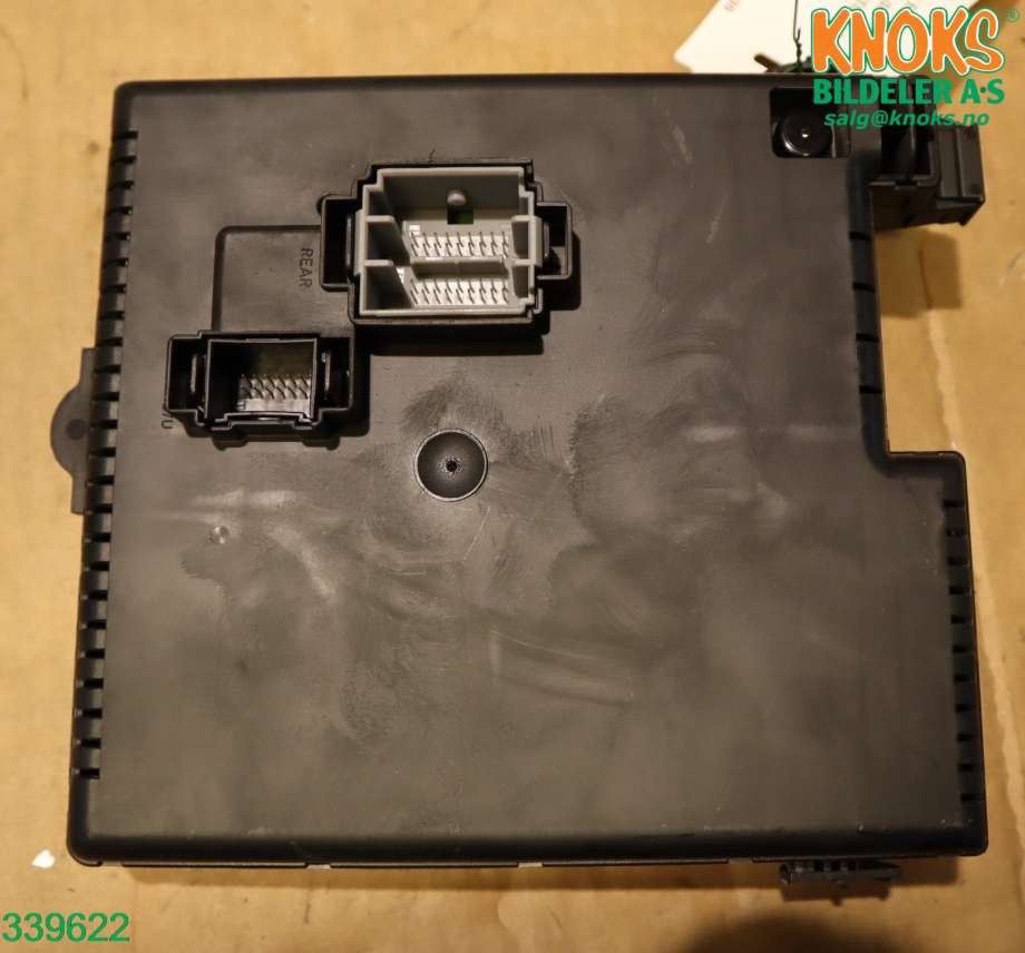 Sikringsboks til Volvo XC90 2002-2006 (Type I, Fase 1) (VOLVO|9438273|)