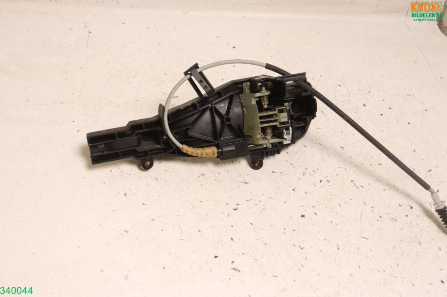 Dørhåndtak utv høyre bak til BMW X5 2007-2013 (E70) (E70) (BMW|51 21 7 207 562|51 21 7 137 054|)