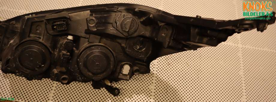 Frontlykt høyre halogen til Peugeot 208 2012-2019 (Type I) (98 022 212 80|)
