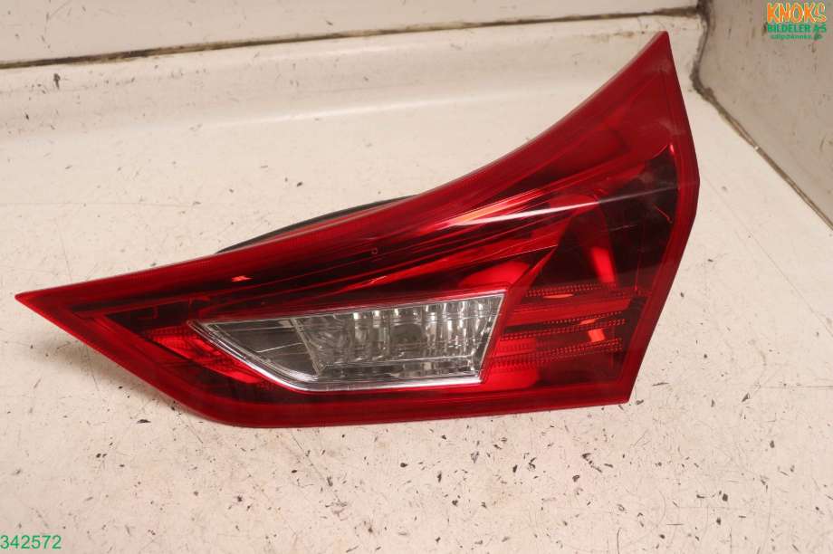 Baklykt høyre indre til Toyota Auris 2013-2015 (Type II, Fase 1) (TOYOTA|8158102460|)