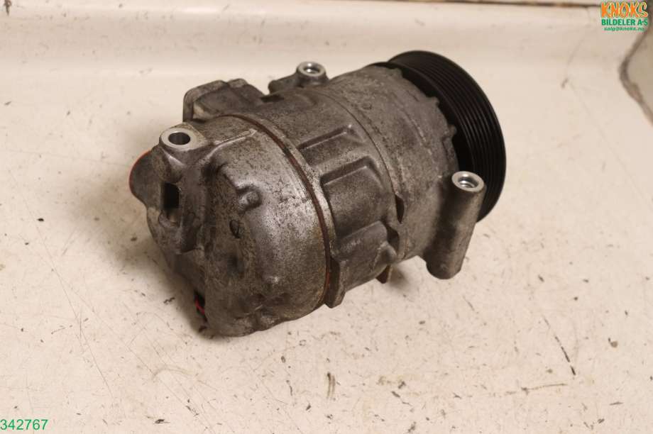 Aircondition kompressor til Mercedes C-Klasse 2004-2007 (Fase 2) (W203) (W203) (MERCEDES|A 001 230 55 11|)