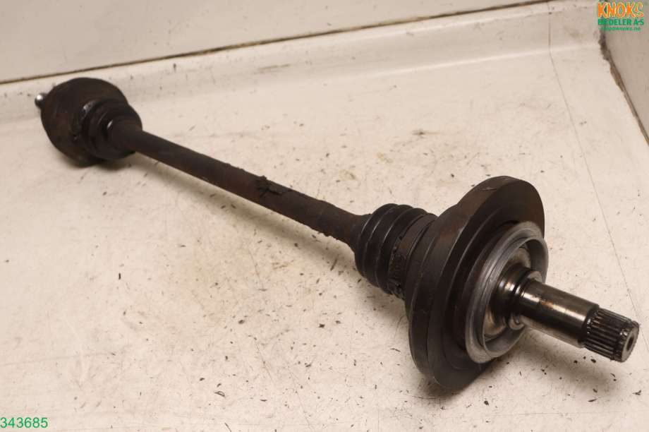Diverse deler til Mercedes CLS 2004-2010 (C219) (C219) (MERCEDES|A 211 350 05 56|)