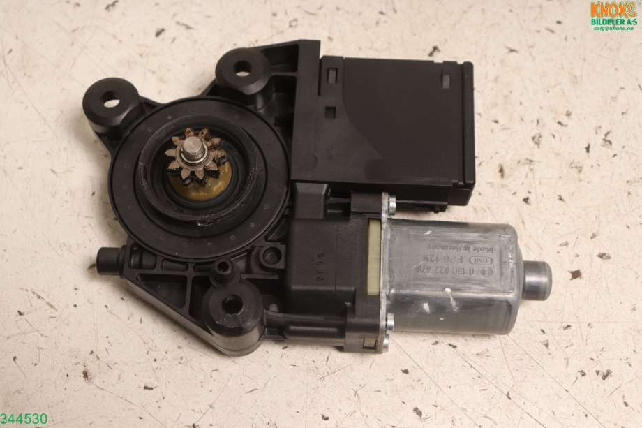 Ruteheis høyre til Renault Fluence Z.E 2011-2014  (RENAULT|807301111R|)