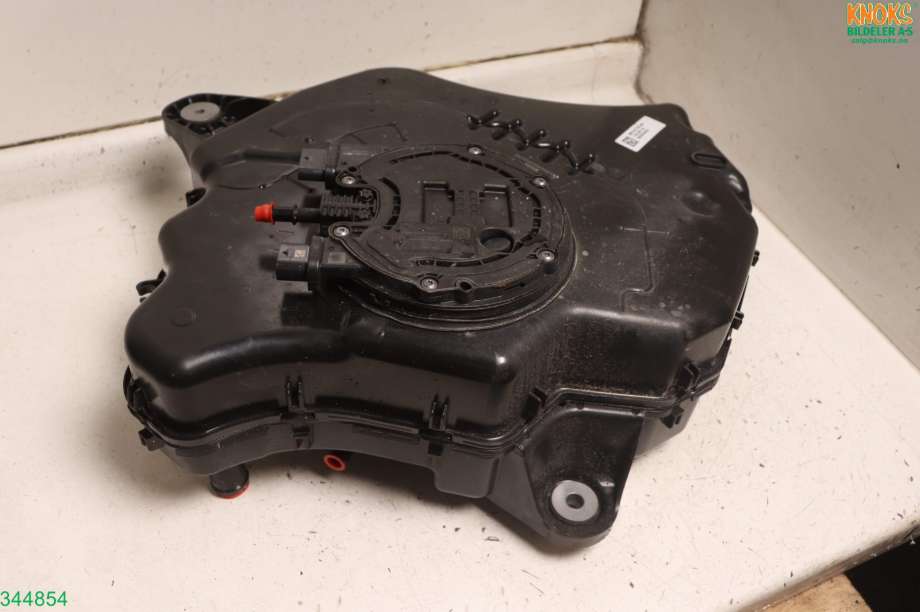 AdBlue tank til BMW 3-Serie 2018-->> (G20) (G20) (BMW|16 19 7 454 338|)