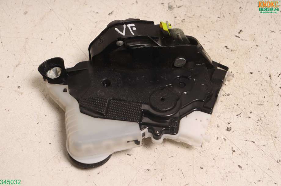 Låsekasse venstre til Toyota Prius 2009-2016 (Type III) (COMBI) (COMBI) (TOYOTA|6904052340|)
