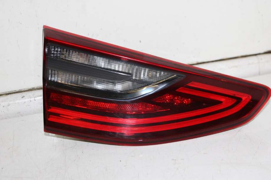 Baklykt venstre indre til Kia Cee