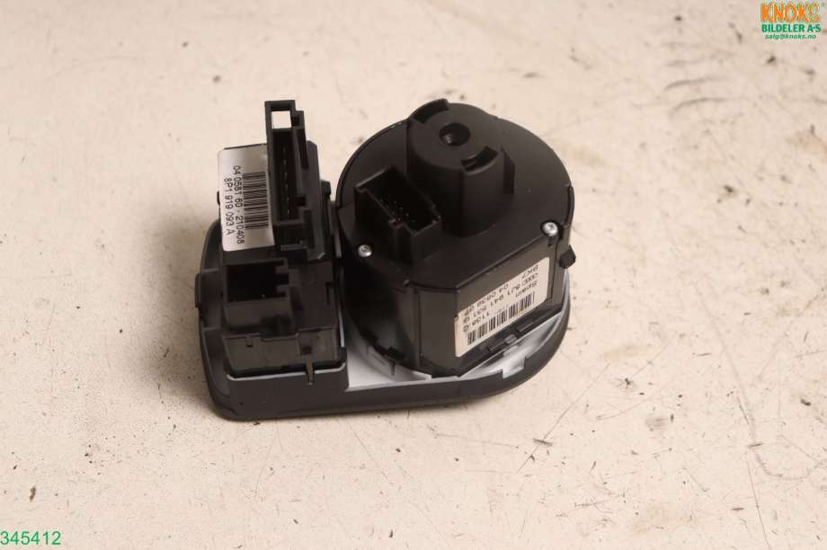 Bryter lys til Audi TT 2006-2014 (Type II) (AUDI|8J1 941 531 G|)