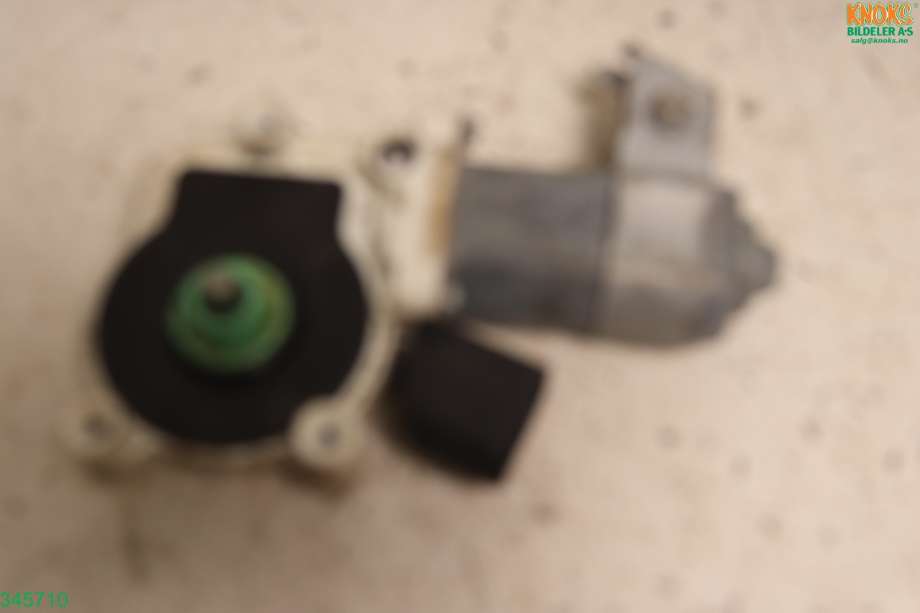 Ruteheis høyre til BMW 5-Serie 2003-2010 (E60/E61) (E60/E61) (BMW|67 62 6 922 320|)