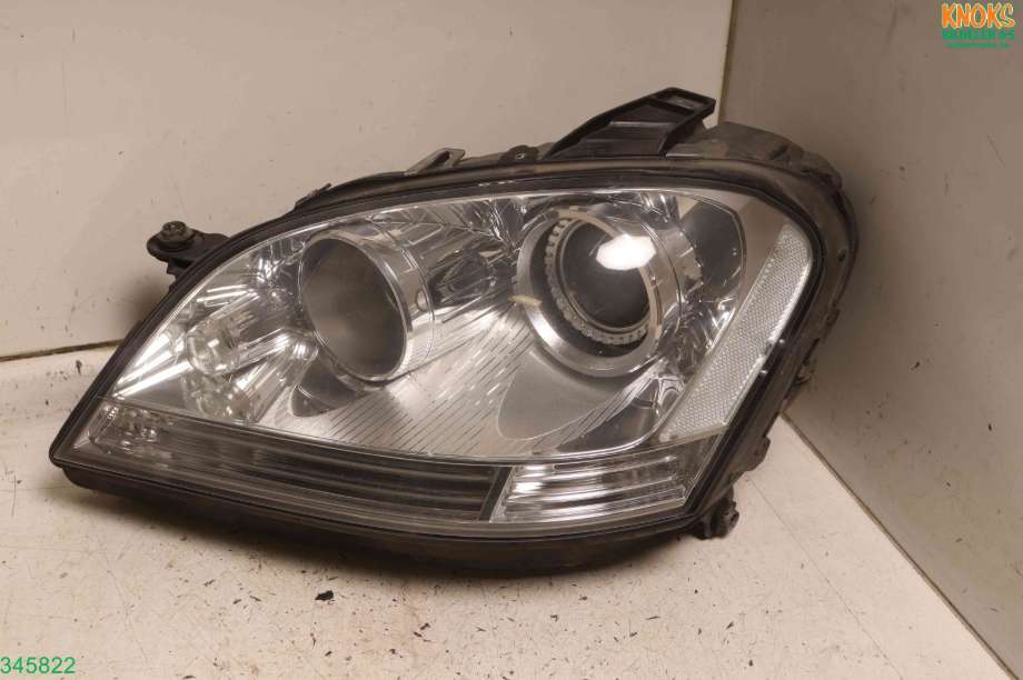 Frontlykt venstre xenon til Mercedes ML 2005-2011 (W164) (W164) (MERCEDES|A 164 820 53 61|)