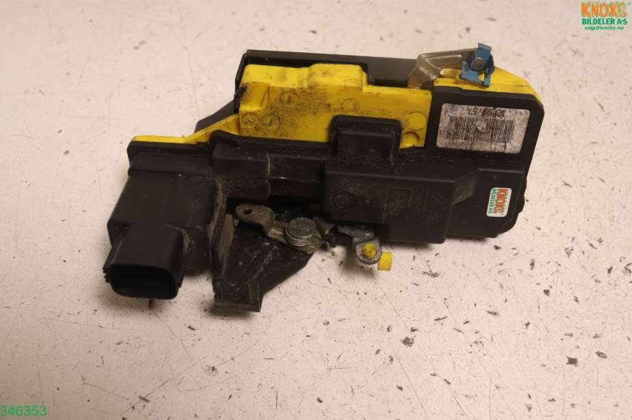 Låsekasse høyre til Volvo XC90 2002-2006 (Type I, Fase 1)  (VOLVO|30699757|)