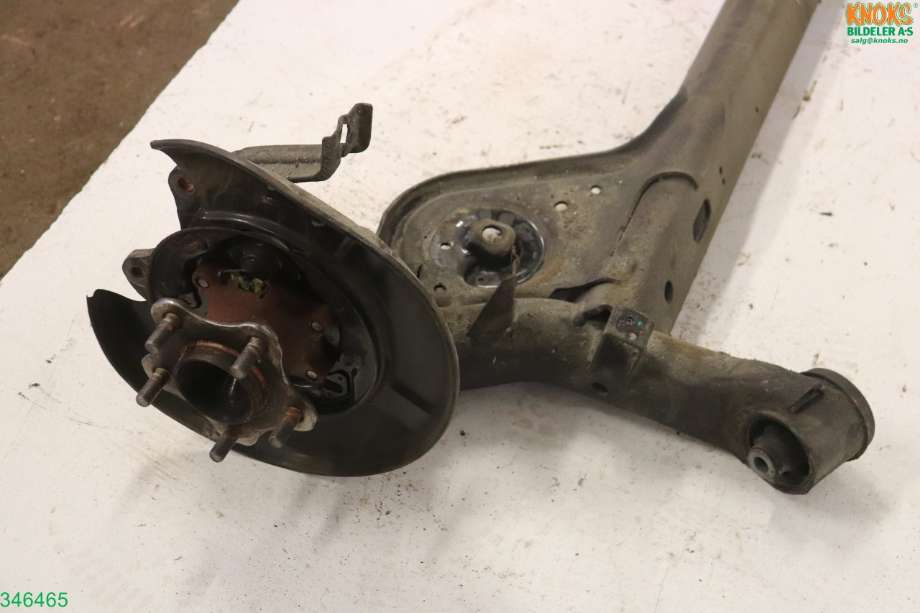 Bakaksel til Nissan Leaf 2011-2017 (Type I)  (NISSAN|555013NF0B|)
