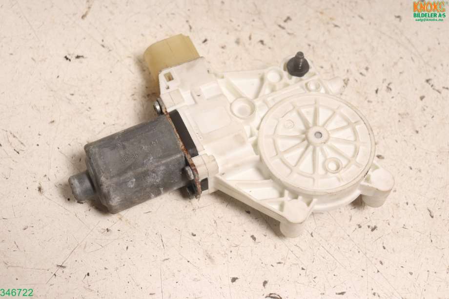 Ruteheis høyre til BMW 3-Serie 2005-2011 (E90/E91/E92/E93) (E90/E91/E92/E93) (BMW|67 62 6 927 028|)