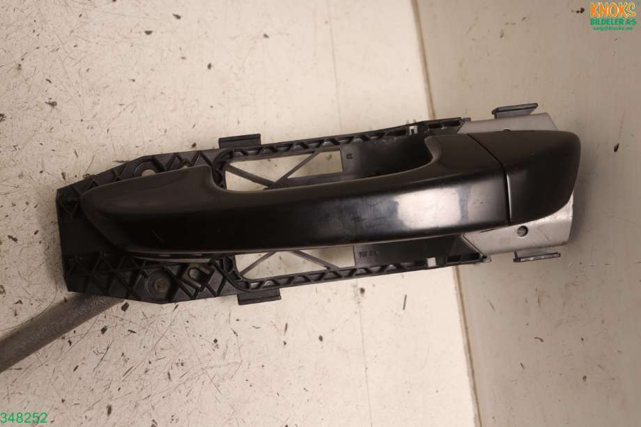 Dørhåndtak utv venstre foran til Porsche Cayenne 2010-2017 (92A) (92A) (PORSCHE|958 531 205 00|958 531 885 00|)