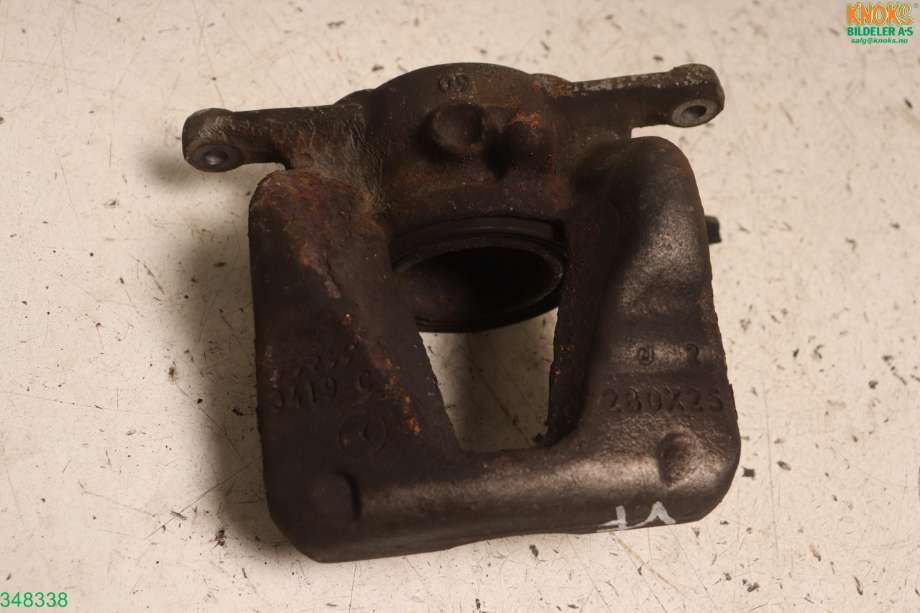 Bremsecaliper venstre foran til Mercedes B-Klasse 2011-2018 (W246) (W246) (MERCEDES|A 000 421 63 81|)
