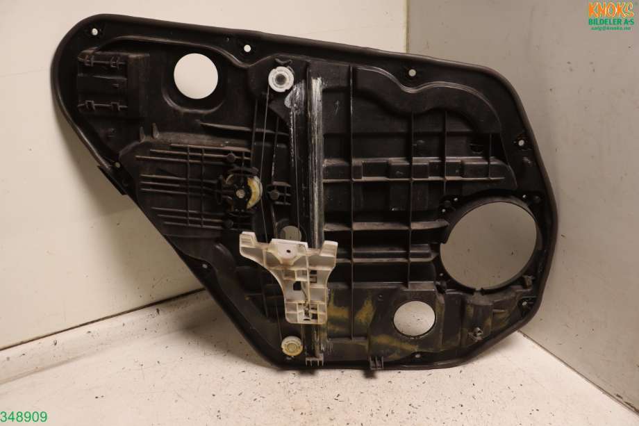 Ruteheis til Hyundai i40 2012-2017  (HYUNDAI|83481 3Z000|)