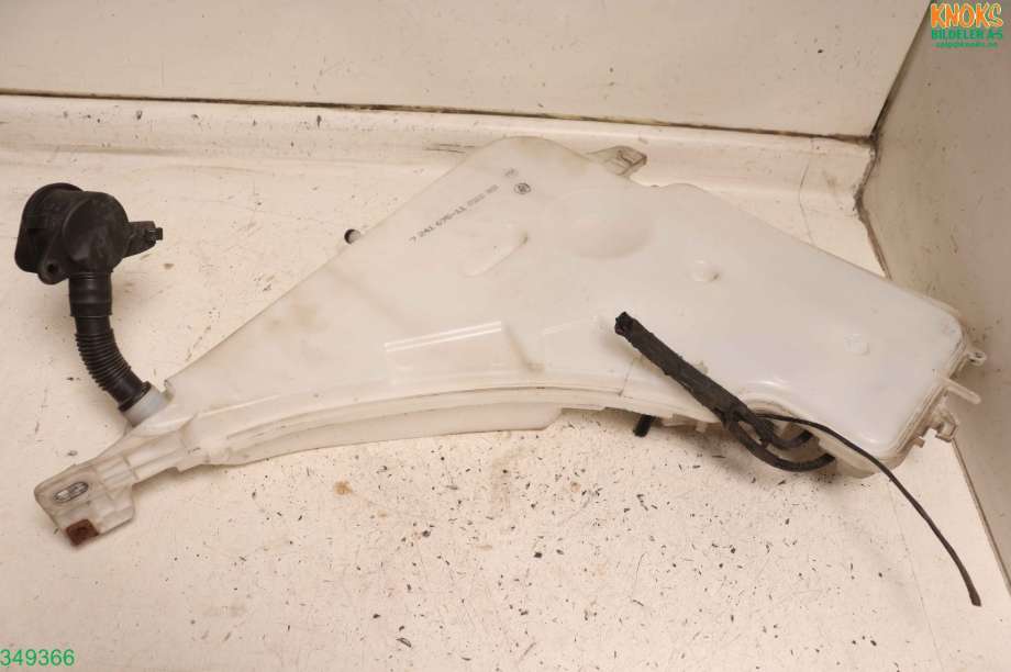 Spylertank til BMW 3-Serie 2012-2018 (F30/F31/F34) (F30/F31/F34) (BMW|61 66 7 241 676|)