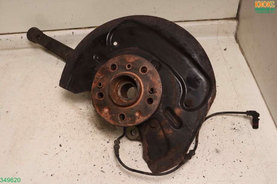 Hjulspindel høyre foran til Mercedes ML 2005-2011 (W164) (W164) (MERCEDES|A 164 330 22 20|)