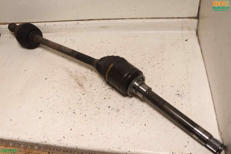 Drivaksel høyre foran til Mercedes ML 2005-2011 (W164) (W164) (MERCEDES|A 164 330 19 01|)