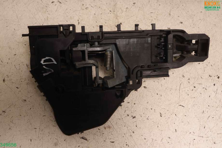 Dørhåndtak utv venstre bak til Mercedes ML 2005-2011 (W164) (W164) (MERCEDES|A 164 760 05 70 9197||A 164 760 05 70)