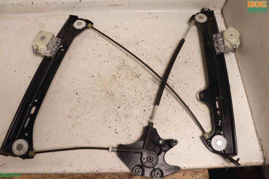 Ruteheis til BMW i3 2013-2022  (BMW|51 33 7 352 875|)