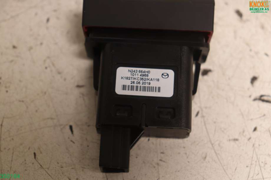 Bryter nødblink til Mazda MX-5 2015-->> (Type IV) (MAZDA||N243 664H0)