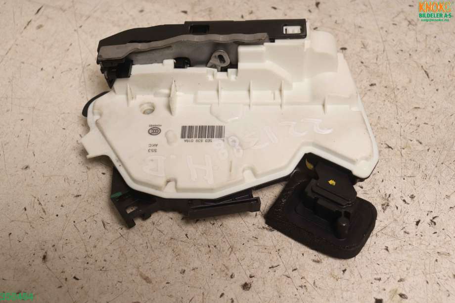Låsekasse høyre til Škoda Octavia 2013-2016 (Type III, Fase 1)  (SKODA|5TA 839 016 L|)