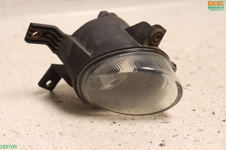 Tåkelykt høyre foran til Audi A4, 2004-2008 (Type III) (B7) (B7) (AUDI|8E0 941 700 E)