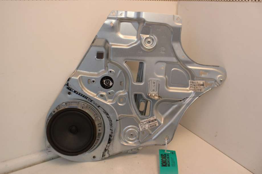 Ruteheis til Kia Sportage 2010-2016 (Type III) (KIA|83481 3U000|)