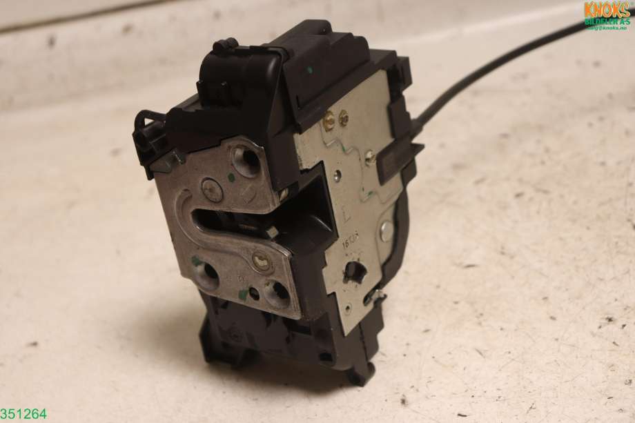 Låsekasse venstre bak til Renault Scenic 2009-2016 (Type III) (RENAULT|825030032R|)