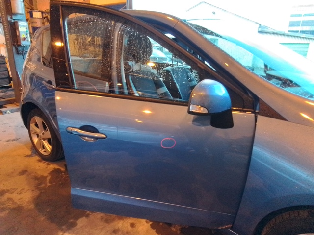 Dør høyre foran til Renault Scenic 2009-2016 (Type III) (RENAULT|801005468R|)