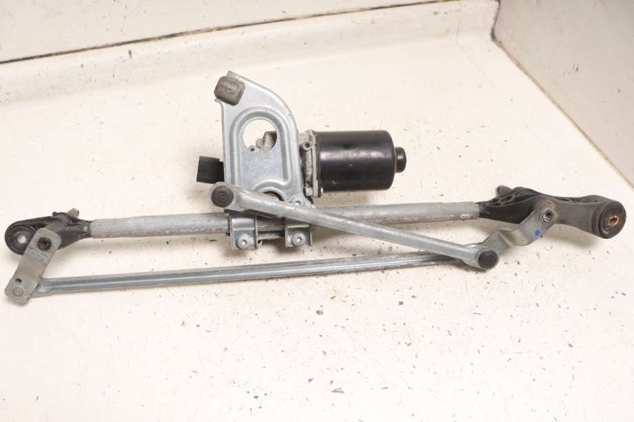 Viskermotor frontrute til BMW 1-Serie 2011-2015 (Fase 1) (F20/F21) (F20/F21) (BMW|61 61 7 239 510|)