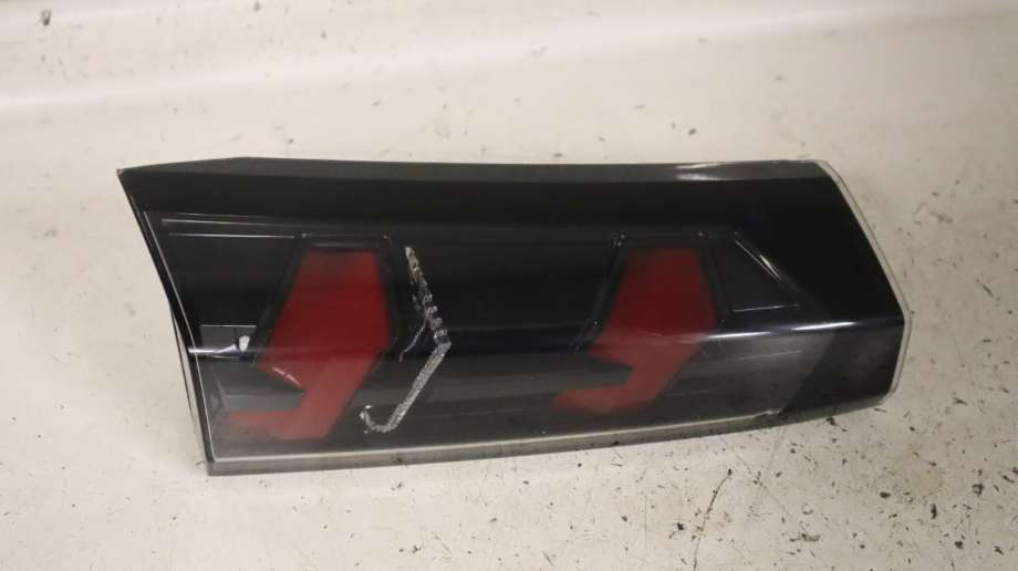 Baklykt venstre indre til Peugeot 2008 2019-->> (Type II) (PEUGEOT|98 259 575 80|)
