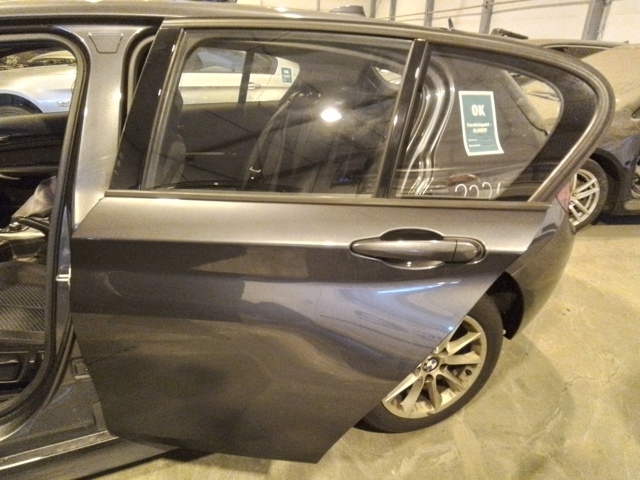 Dør venstre bak til BMW 1-Serie 2011-2015 (Fase 1) (F20/F21) (F20/F21) (BMW|41 52 5 A2A 397|)