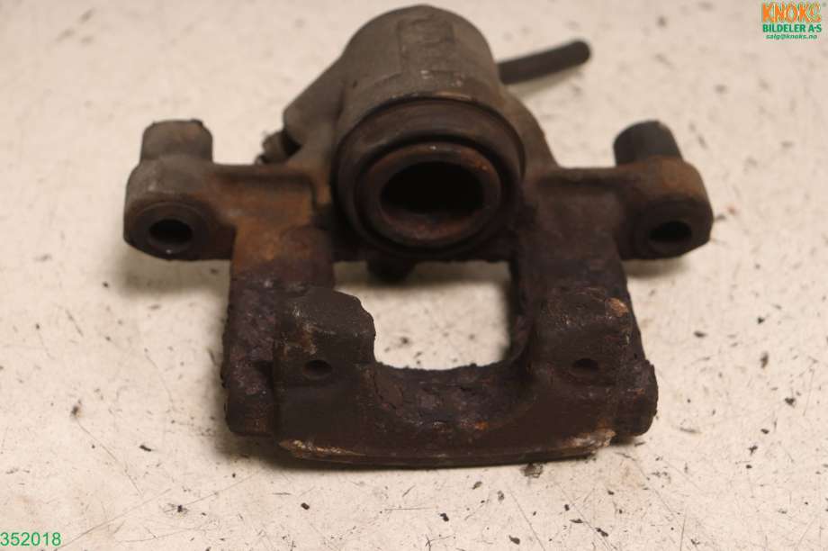 Bremsecaliper høyre bak til Mercedes C-Klasse 2007-2011 (Fase 1) (W204) (W204) (MERCEDES|A 204 423 02 81|)